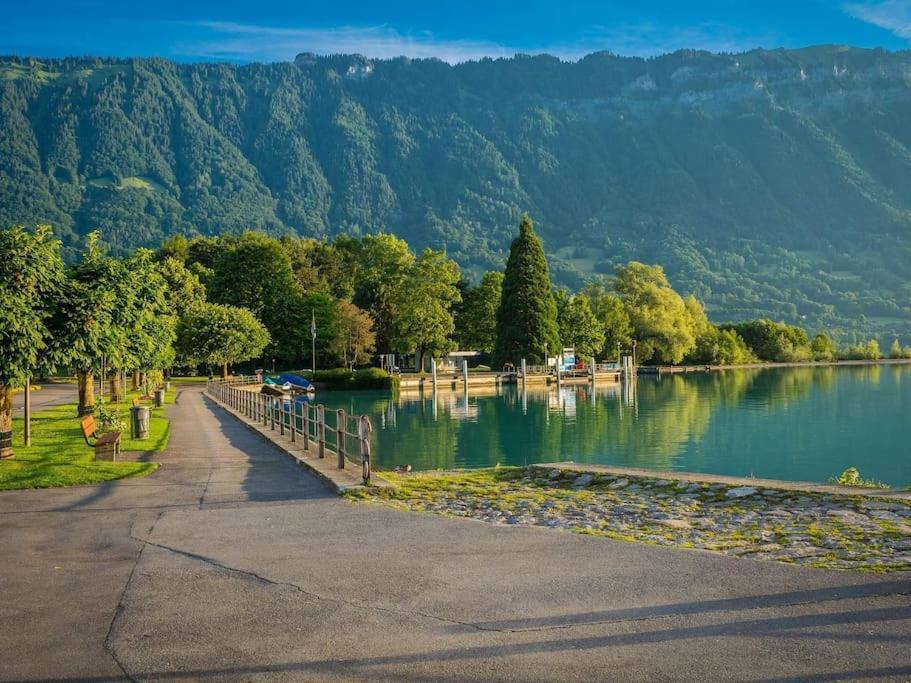 Chalet Mignon - Your Vacation Oasis At Lake Brienz Bönigen Exterior foto